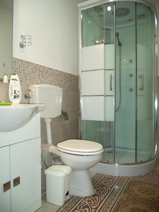 Locami Palermo Centro Rooms Bagian luar foto