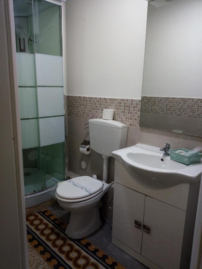 Locami Palermo Centro Rooms Bagian luar foto