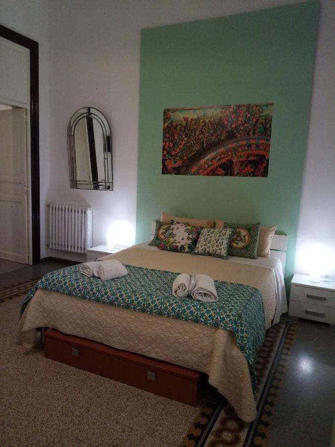 Locami Palermo Centro Rooms Bagian luar foto